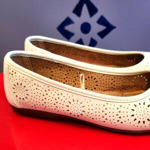 White Mountain Tan Perforated Loafers